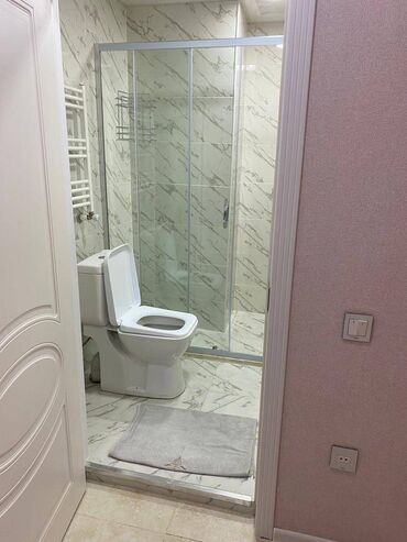 Uzunmüddətli kirayə mənzillər: Sumqayitda baxca seherde 11 mertebeli binanın 11-ci mərtəbəsində — 12