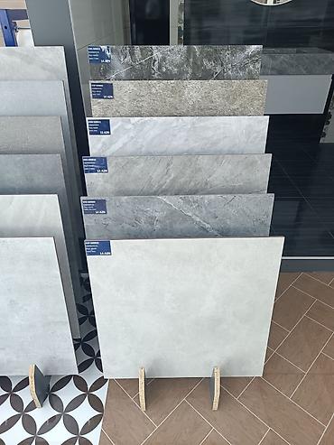 hamam kafeli: Mərmər effektli keramoqranit və divar-döşəmə plitələri. 60x60 ölçüdə — 3