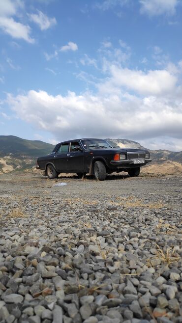 kvadrasikl satışı: QAZ Volga sedan – klassik sovet dizaynı Uyğundur: - Retro avtomobil