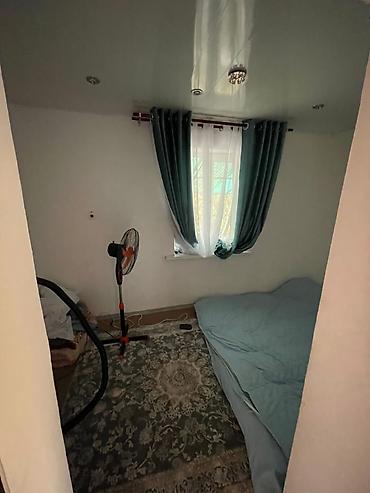 дом балыкчы: 2 комнаты, 5 м², 5 соток, Восток — 2
