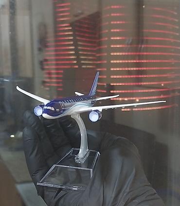 İncəsənət və kolleksiyalar: Təyyarə modeli AZAL Azərbaycan, təzədir. Materialı metal, çox — 2