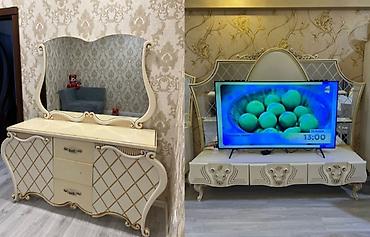 salyan mebel: ✅Tecili kamod ve TV stend 130 AZN satilir.kamod 80 AZN.tv stend 55 — 1