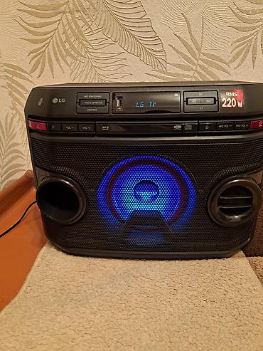 ev ucun kalonka: LG XBOOM partnyor səs sistemi – 220W RMS güc Xüsusiyyətlər: - Güclü — 2