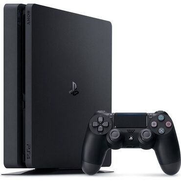 PS4 (Sony Playstation 4): Qara rəngli, Sony şirkətinin istehsalı olan PlayStation 4 Pro oyun