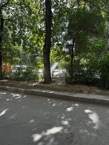 купить квартиру в рассрочку без первоначального взноса: 3 комнаты, 62 м², 105 серия, 2 этаж, Старый ремонт