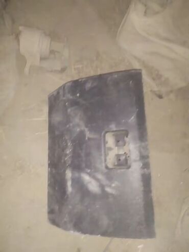 audi a6 2.8 at: Məhsul: Avtomobil ehtiyat hissələri dəsti Təsvir: - Qapı daxili