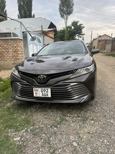 трактор ноокат: Toyota Camry: 2019 г., 2.5 л, Автомат, Бензин, Седан