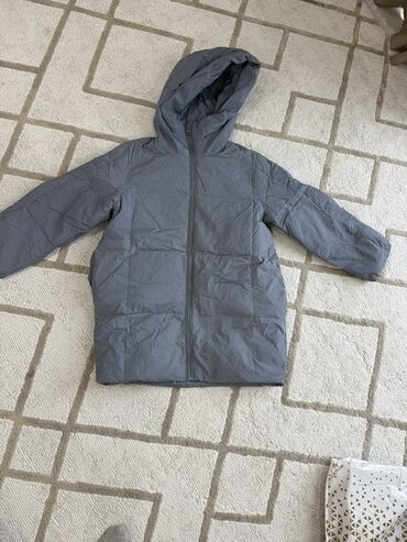 продаю детскую куртку: Детская утеплённая куртка ZARA пух. - Размер: 9–10 лет, рост 140 см