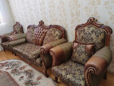 Divan və kreslo dəstləri: İşlənmiş, Klassik divan, 2 kreslo, Bazasız, Açılmayan