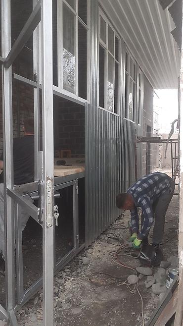 Штукатурка, шпаклевка: Штукатурка потолков, Шпаклевка стен, Шпаклевка потолков | Венецианская, Леонардо, Кварц песок Больше 6 лет опыта — 26