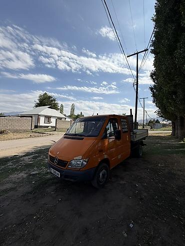 спринтер мотор: Mercedes-Benz Sprinter грузовой бортовой, оранжевый. Состояние — 1