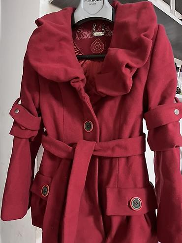 white coat: Продаю пальто Размет S(42) — 1