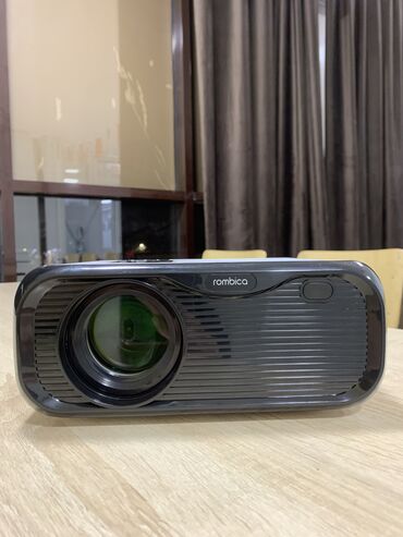 Проекторы: 🎬 ПРОДАЁТСЯ ПРОЕКТОР ROMICCO — КАК НОВЫЙ! Хочешь создать у себя дома — 3