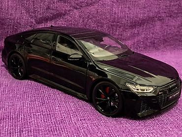 Figurice i makete: AUDI RS7 Sportback 1:18 "Pure Black" NOVO! Model AUDI RS7 — 1