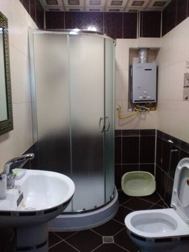 Uzunmüddətli kirayə mənzillər: İçərişəhər metrosuna 4 dəqiqə piyada məsafədə, Qubernator Bağının -da lalafo.az — 12 Uzunmüddətli kirayə mənzillər: İçərişəhər metrosuna 4 dəqiqə piyada məsafədə, Qubernator Bağının — 12