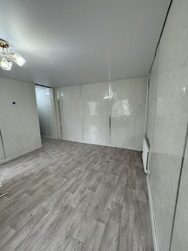 срочная продажа квартир в бишкеке: 1 комната, 30 м², Хрущевка, 3 этаж, Евроремонт