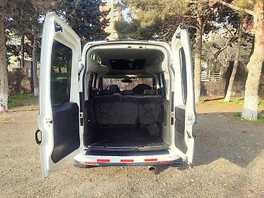 Fiat: Fiat Doblo: 1.4 l | 2014 il 259000 km Van/Minivan — 4