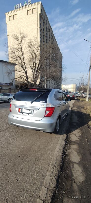 сди 2 7: Honda Edix: 2004 г., 1.7 л, Автомат, Бензин, Универсал