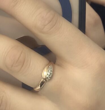 кольцо на палец: Ушул шакектин озундой сатып аламын
Г. Ош