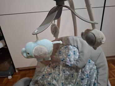 Njihalice: Električna ljuljaška za bebe sa mobilom i muzikom - Troslojna — 13