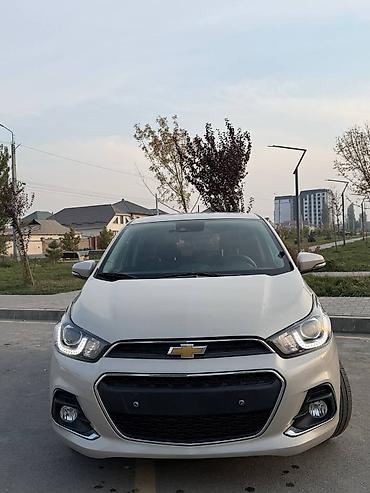 sea doo: Chevrolet Spark: 2017 г., 1 л, Автомат, Бензин, Хэтчбэк — 4