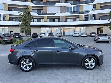 cruze teker: Chevrolet Cruze: 1.4 l | 2012 il 289000 km Sedan — 7