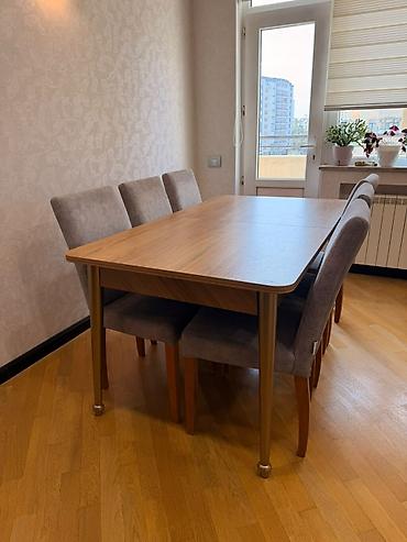 Qonaq otağı üçün, İşlənmiş, Kvadrat masa, 6 stul lalafo.az -da Qonaq otağı üçün, İşlənmiş, Kvadrat masa, 6 stul