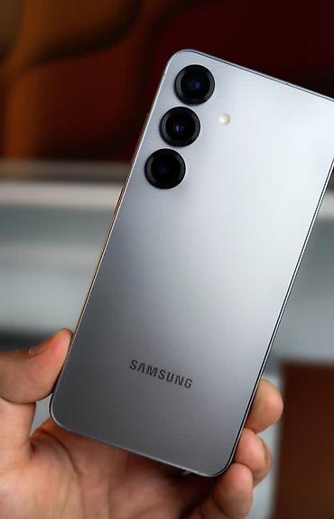 32 gb telefon: Samsung Galaxy S25, 256 GB, Zəmanət, İki sim kartlı, Sənədlərlə — 1