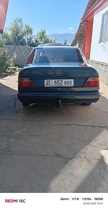 мото фила: Mercedes-Benz W124: 1988 г., 2 л, Механика, Бензин — 7