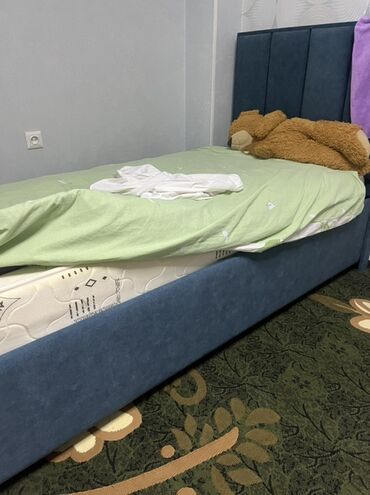 жууркан матрас: Бир кишилик керебет, Жумшак башы менен, узуну - 200 см