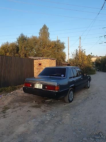 ki 5: Mazda 929: 1985 г., 2 л, Механика, Бензин, Седан — 5
