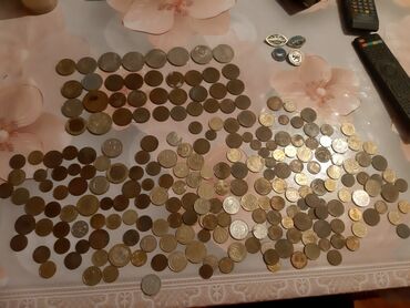 golden dragon amusement монета цена: Продаю монеты разного года,и значки.цены договорные.тел.ватсап