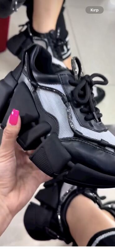 Women's Sneakers and athletic shoes: Ölçü: 39, rəng - Qara, Yeni — 8