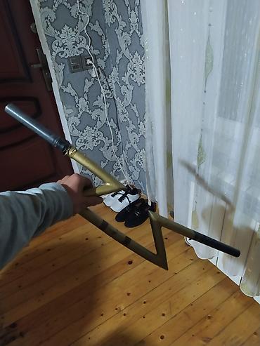 matis: /motosiklet üçün yarasa formalı sükan - Material: metal (ehtimalən — 1