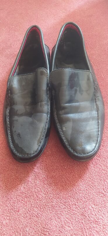ликвидация обуви: Мужские мокасины хорошего качества вроде кожаные. Чуть чуть маломерят