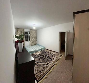 Квартиры: 3 комнаты, 63 м², Аламедин-1 мкр Индивидуалка, 4 этаж, Старый ремонт — 1
