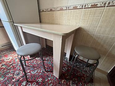study table: Кухонный стол и стул, Б/у, Самовывоз, цвет - Бежевый — 2
