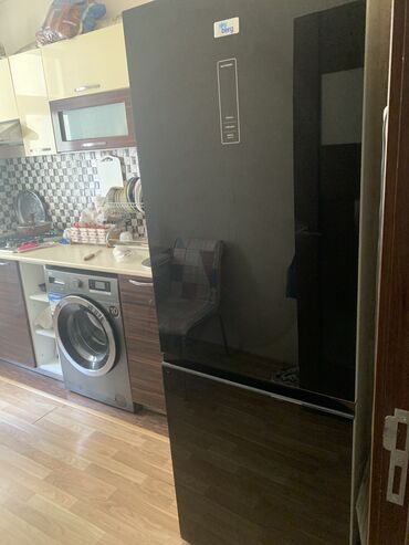 старый холодильник: Новый 2 двери Sky Berg Холодильник Продажа, цвет - Черный