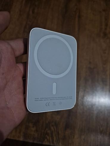 tablet iphone 2: A cllas bir madeldir arxasında yüngül ləkələr var Telefonu 2 dəfə — 4