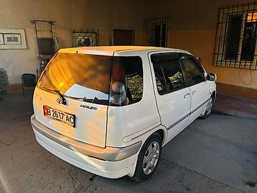 маш: Toyota Raum: 2000 г., 1.5 л, Автомат, Бензин, Минивэн — 4