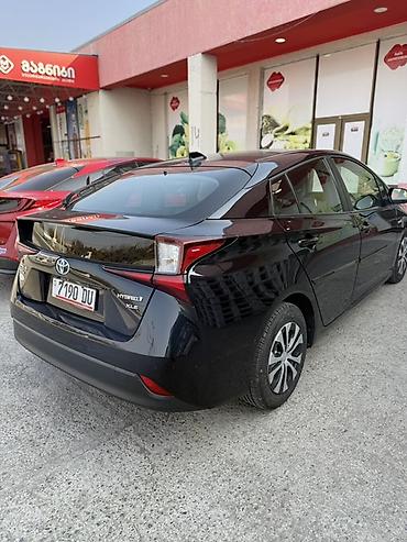 Toyota: Toyota Prius: 2022 г., 1.8 л, Вариатор, Гибрид, Хэтчбэк — 10