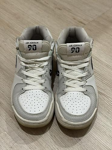 Мырзалардын бут кийими: Эркектердин кроссовкасы, 41, Nike, Колдонулган, түсү - Ак, Өзү алып кетүү, Акылуу жеткирүү — 2