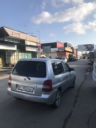 продать на разборку машину: Mazda Demio: 2001 г., 1.3 л, Автомат, Бензин