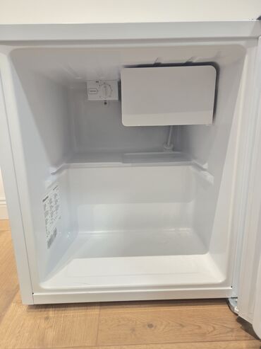 Frižideri: Hisense mini frižider – kompaktan model idealan za kancelariju — 7