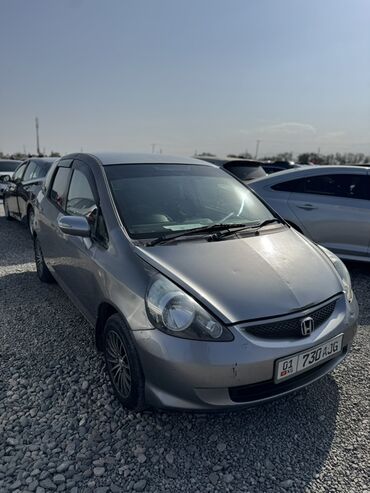 авторынок бишкек хонда степвагон: Honda Fit: 2005 г., 1.3 л, Автомат, Бензин, Хэтчбэк