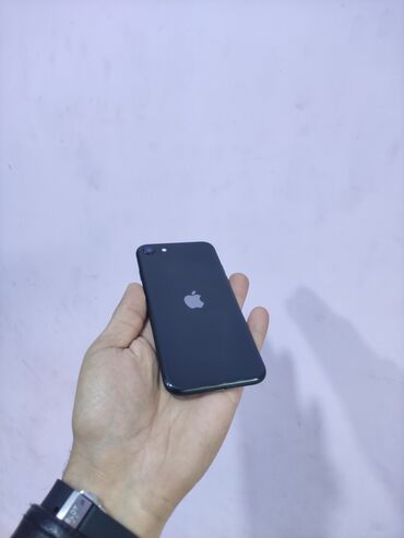lalafo iphone: IPhone SE 2020, 128 GB, Qara