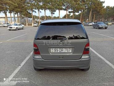 Mercedes-Benz: Mercedes-Benz A-Class A160, boz rəng, hetçbek kuzov. Xüsusiyyətlər: - — 2