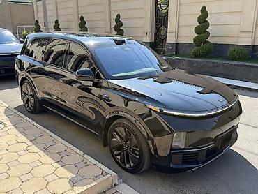 roewe ei5: Lixiang L9: 2023 г., 1.5 л, Электромобиль — 3