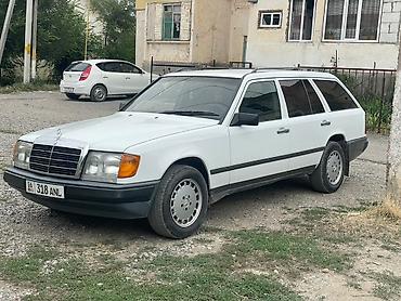 мереке авто: Mercedes-Benz W124: 1988 г., 2.5 л, Кол менен иштөөчү, Дизель, Универсал — 1