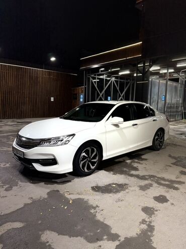 решетка аккорд 7: Honda Accord: 2017 г., 2.4 л, Автомат, Бензин, Седан